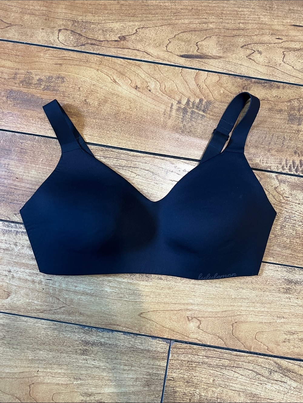lululemon athletica Smooth black bra